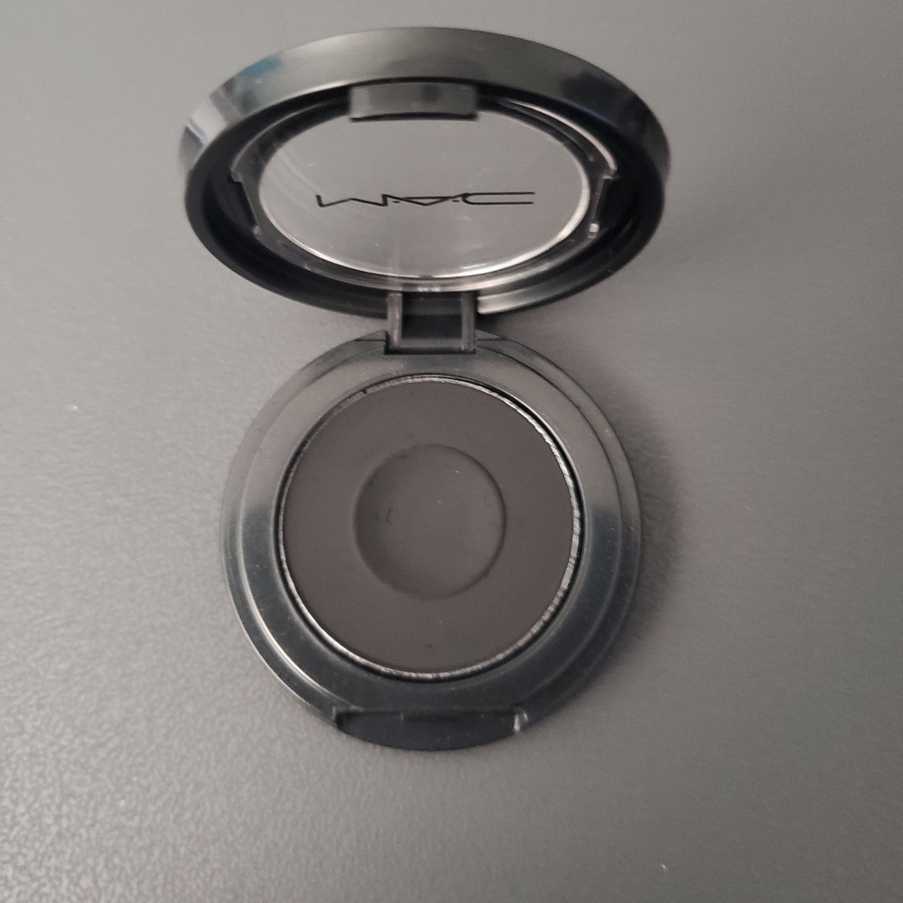 Mac Into the Well Eyeshadow